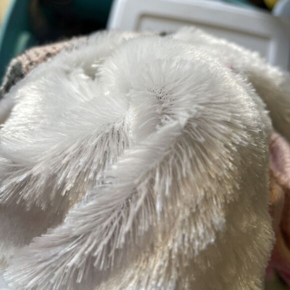 Capelli New York 2 Piece Hat and Mitten Set NWT Size 2T-4T Leopard Print Hat Pom - Picture 3 of 5